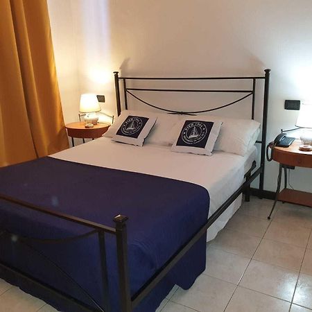 Hotel Armonia Генуя Экстерьер фото